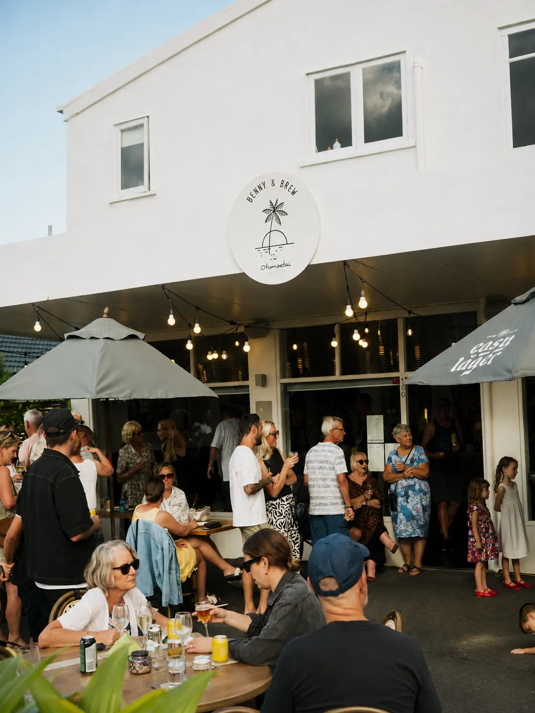 The outdoor seating area at Benny and Brew